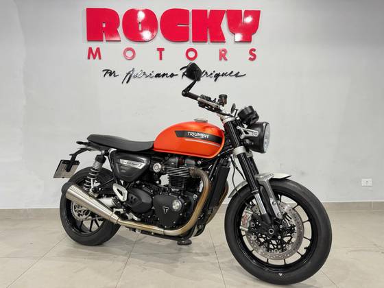 TRIUMPH SPEED TWIN TRIUMPH SPEED TWIN